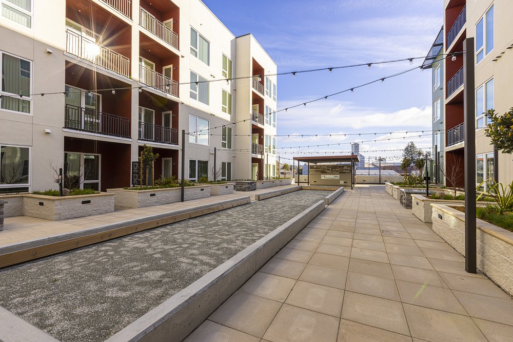 LA VIA LUXURY APARTMENTS 20 Photos 350 Water St, Petaluma