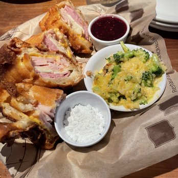 Cheddar's Scratch Kitchen - Monte Cristo - American Near Me - Slidell, Louisiana