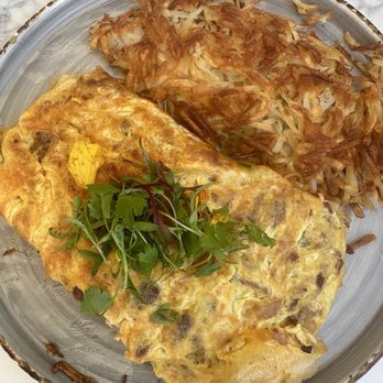 The Corner - Meat lovers omelette - Breakfast & Brunch Near Me - Glendale, California