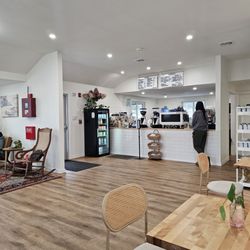 Longshore Coffee - Coffee bar/check out
