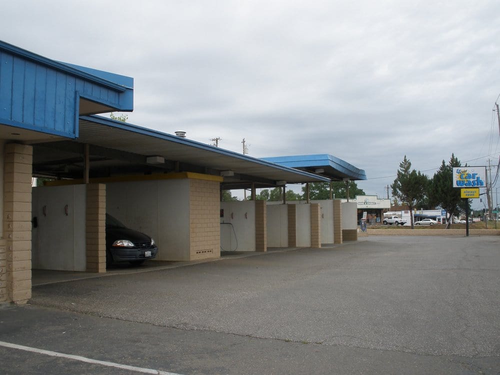 EZ CLEAN CAR WASH CLOSED Updated September 2024 895 Grass Valley