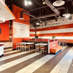 Carrot & Daikon Banh Mi - Inside decor