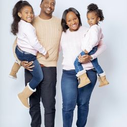 Ashley Canay - My family of 4 taken by Ashley Canay