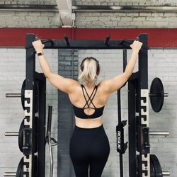 Specializing in strength and endurance training, weight loss, and accountability.