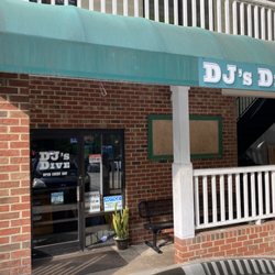 DJ’s Dive