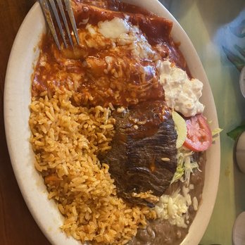 Huertas Restaurant - Combination plate - Seafood Near Me - Indio, California Huertas Restaurant - Combination plate - Seafood Near Me - Indio, California