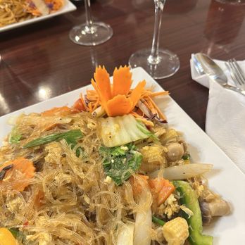 Thai Lotus Restaurant - Pad woon sen (#23 on their menu) and a glass of wine - Thai Near Me - Salem, Indiana Thai Lotus Restaurant - Pad woon sen (#23 on their menu) and a glass of wine - Thai Near Me - Salem, Indiana