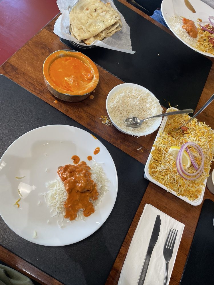 Daddy's Indian Cuisine Logo