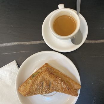 Bellwood Coffee - Coffee Roasteries Near Me - Atlanta, Georgia