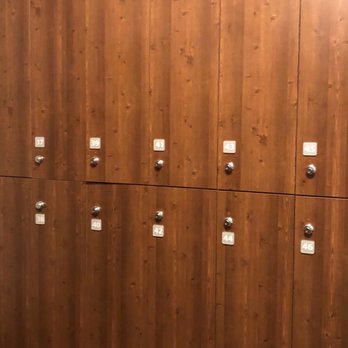 Immersion Spa - Locker room - Day Spas Near Me - Palo Alto, California