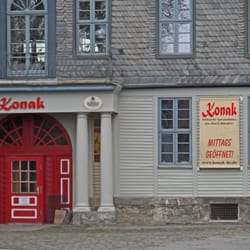 Eingang zum Restaurant im alten Weghaus