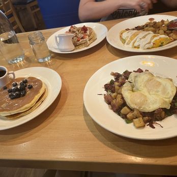 Yolk - South Loop - Corned Beef Hash & Eggs, California Omelet, Lemon Blueberry Cakes and Strawberry Cheesecakes - Breakfast & Brunch Near Me - Chicago, Illinois Yolk - South Loop - Corned Beef Hash & Eggs, California Omelet, Lemon Blueberry Cakes and Strawberry Cheesecakes - Breakfast & Brunch Near Me - Chicago, Illinois