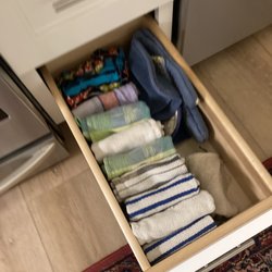 Amy Smucker Home Organization - Kitchen towels organized!