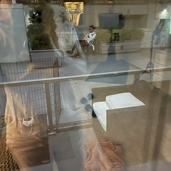 AMLI 535 - This was taken at 10pm, too early to co tact security, they come on at 11pm and too late to contact apartment management. - Apartments Near Me - Seattle, Washington AMLI 535 - This was taken at 10pm, too early to co tact security, they come on at 11pm and too late to contact apartment management. - Apartments Near Me - Seattle, Washington