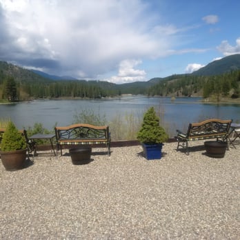 Riverview Inn - View of beautiful Pend Oreill River - Hotels Near Me - Ione, Washington Riverview Inn - View of beautiful Pend Oreill River - Hotels Near Me - Ione, Washington
