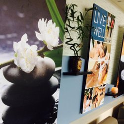Hand & Stone Massage and Facial Spa