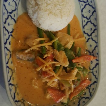 New Thai Ginger - Red curry with chicken - Thai Near Me - Acworth, Georgia