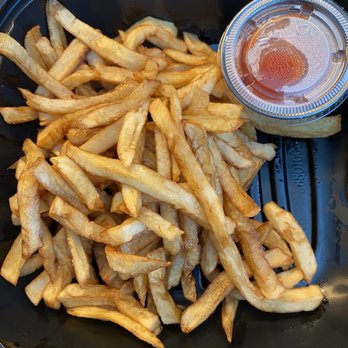 Glasshouse Kitchen - Picture speaks a thousand words, soggy French Fries soaked in oil. - Pizza Near Me - Research Triangle, North Carolina Glasshouse Kitchen - Picture speaks a thousand words, soggy French Fries soaked in oil. - Pizza Near Me - Research Triangle, North Carolina