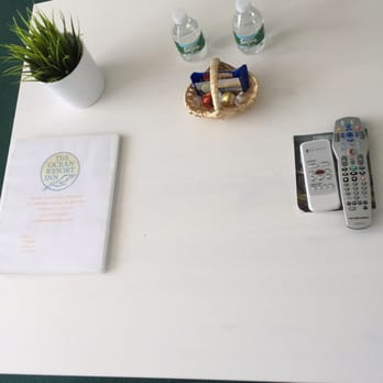Ocean Resort Inn - Welcome refreshments - Hotels Near Me - Montauk, New York