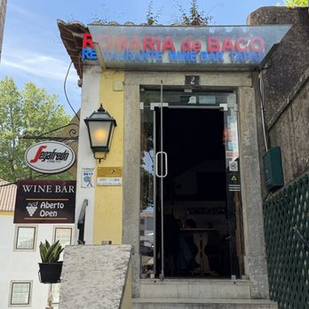 Restaurante Romaria de Baco - Entrance to the restaurant - Portuguese Near Me - Sintra, 11 Restaurante Romaria de Baco - Entrance to the restaurant - Portuguese Near Me - Sintra, 11
