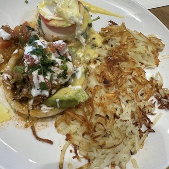 Broken Yolk Cafe - Sope Benedict Caprese Benedict Hashbrowns - American Near Me - Glendora, California