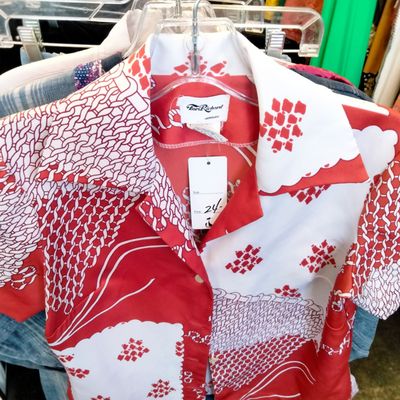 The Red Kat Vintage by null