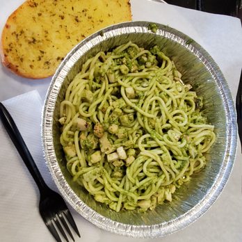 Pacific Pizza - Pasta with chicken and pesto sauce - Pizza Near Me - Poway, California Pacific Pizza - Pasta with chicken and pesto sauce - Pizza Near Me - Poway, California