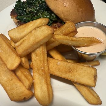 Water Street Grill - Phenomenal Seafood Burger with steak fries - Desserts Near Me - Camden, New Jersey