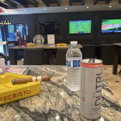 Eight To Eight Cigars - Let's go bears
