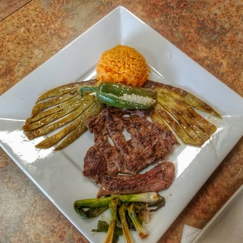 Antojitos Mexicanos Restaurant - Mexican Near Me - Paramount, California
