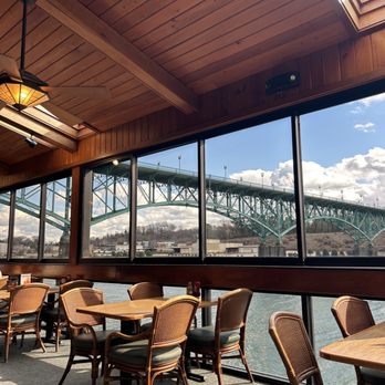 Calhoun's - Dining area - Barbeque Near Me - Knoxville, Tennessee Calhoun's - Dining area - Barbeque Near Me - Knoxville, Tennessee