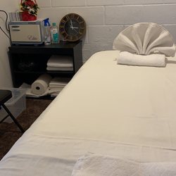 Health Joy Massage - Massage room