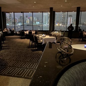 Chart House - Seafood Near Me - Weehawken, New Jersey