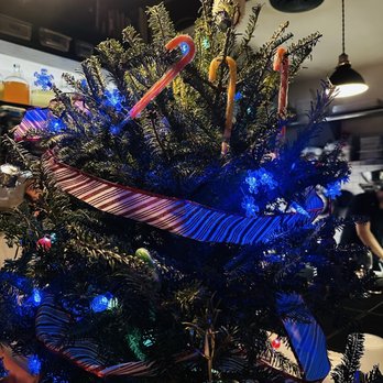 Mirabelle Wine Bar - Xmas tree - Wine Bars Near Me - Los Angeles, California Mirabelle Wine Bar - Xmas tree - Wine Bars Near Me - Los Angeles, California