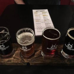 Bullquarian Brewhouse - Flight of shorties