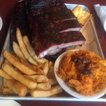 Goodstuff Smokehouse - Let's see. First time!!! - Barbeque Near Me - Blackstone, Massachusetts