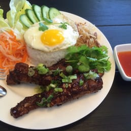 Com Tam Phi - BBQ - Vietnamese Special Combination Broken Rice with Grilled Pork