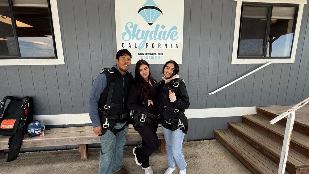 Skydive California - Reservation Office Logo