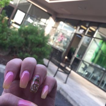 Blossom Nail & Spa - Nail Salons Near Me - Battle Ground, Washington Blossom Nail & Spa - Nail Salons Near Me - Battle Ground, Washington