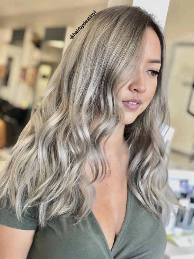Hair by Destiny L Logo