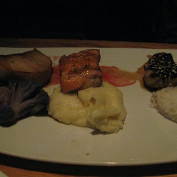Ray's Boathouse - Ray's Classic Sampler - New American Near Me - Seattle, Washington Ray's Boathouse - Ray's Classic Sampler - New American Near Me - Seattle, Washington
