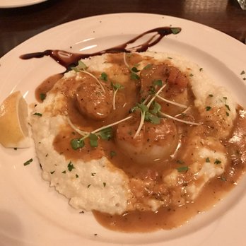 J Ford's Black Angus - Scallops & Grits - New American Near Me - Terre Haute, Indiana