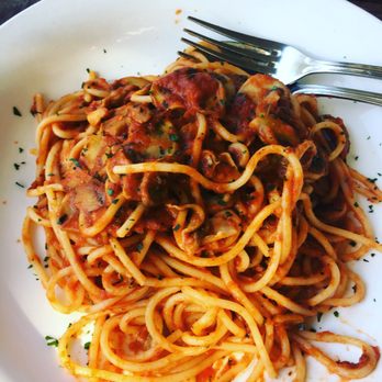 La Bottega - Spaghetti with mushrooms added - Delis Near Me - Vancouver, Washington La Bottega - Spaghetti with mushrooms added - Delis Near Me - Vancouver, Washington
