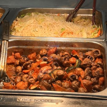 Little Beijing - Mushroom Chicken and Rice Noodles - Chinese Near Me - Hemet, California Little Beijing - Mushroom Chicken and Rice Noodles - Chinese Near Me - Hemet, California