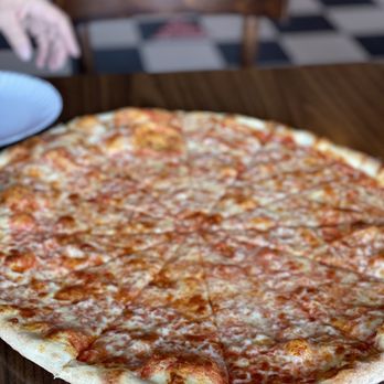 O Sole Mio Pizza - Cheese pie - Pizza Near Me - Vashon, Washington O Sole Mio Pizza - Cheese pie - Pizza Near Me - Vashon, Washington
