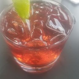 Gin (happy hour)