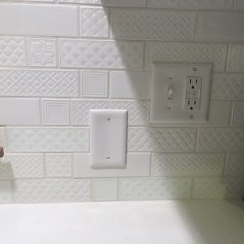 Mercado Handyman & Flooring - Backsplash - Handyman Near Me Mercado Handyman & Flooring - Backsplash - Handyman Near Me