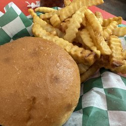 Junction Cafe & Dairy Bar - Cheeseburger basket
