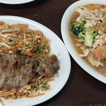Thai Orchid - Royal Pad Thai and garlic chicken Stir-fry - Thai Near Me - Yukon, Oklahoma Thai Orchid - Royal Pad Thai and garlic chicken Stir-fry - Thai Near Me - Yukon, Oklahoma