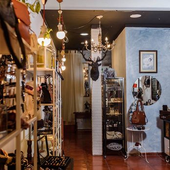 Aramayo - Used, Vintage & Consignment Near Me - Madrid, M